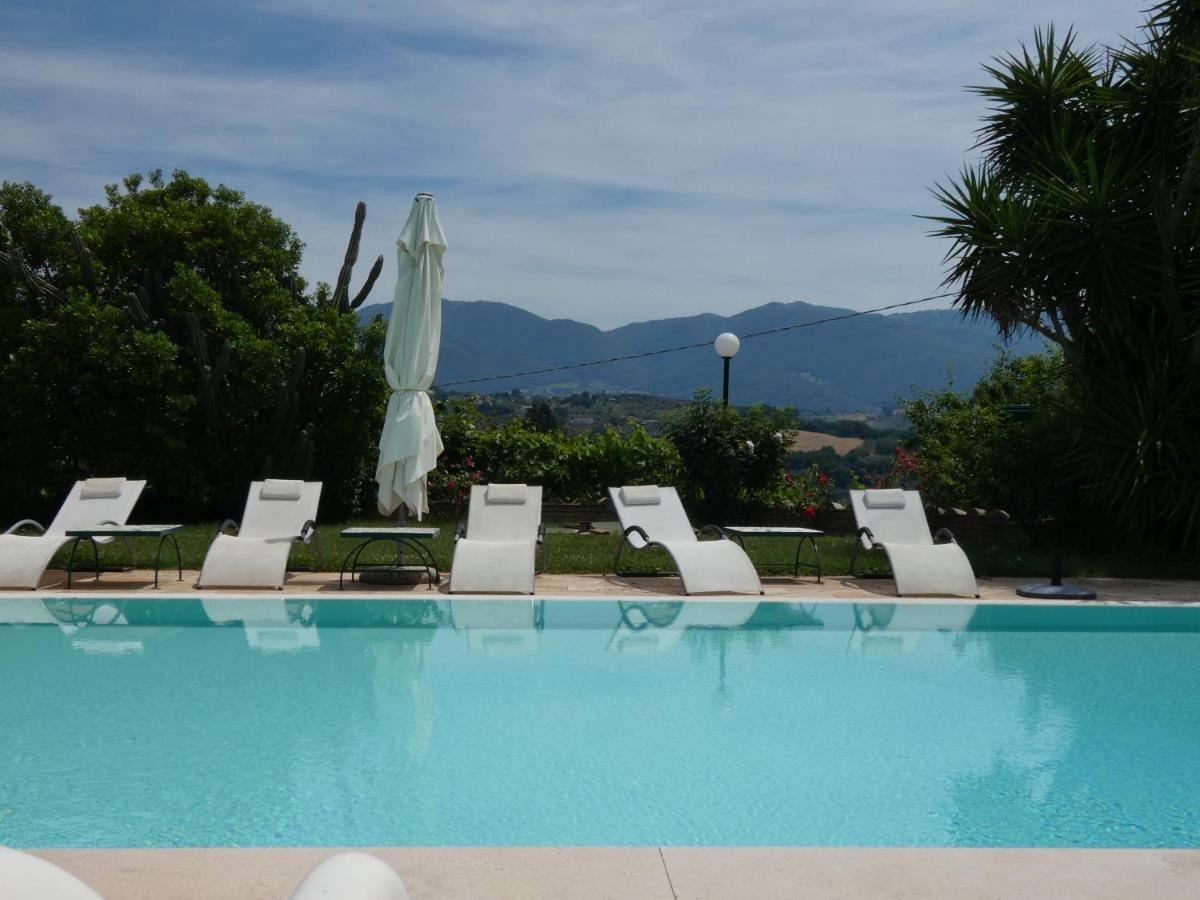 I Due Melograni Agriresort Tarano Exterior photo